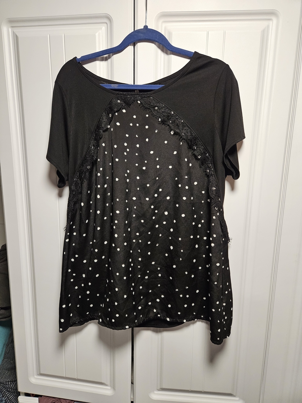 Worthington Black Short Sleeve Top with White Polka Dot Front